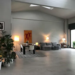 Frühstückspension Loft Navigli With Private Garden, Mailand